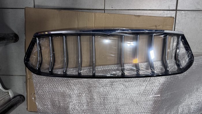 MASERATİ GHİBLİ FACELİFT Ön Panjur