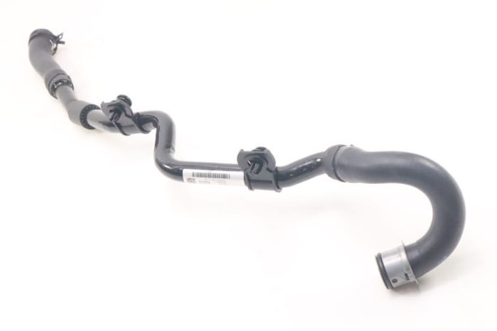 PORSCHE PANAMERA GENLEŞME REZERVUAR SU BORUSU 97010604400