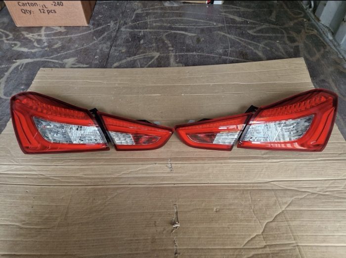 MASERATİ GHİBLİ ARKA STOP TAKIMI HATASIZ SÖKME